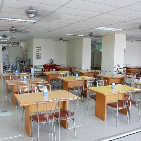 P.A. Place Hotel Nakhon Sawan Eksteriør bilde