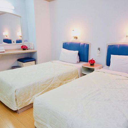 P.A. Place Hotel Nakhon Sawan Eksteriør bilde