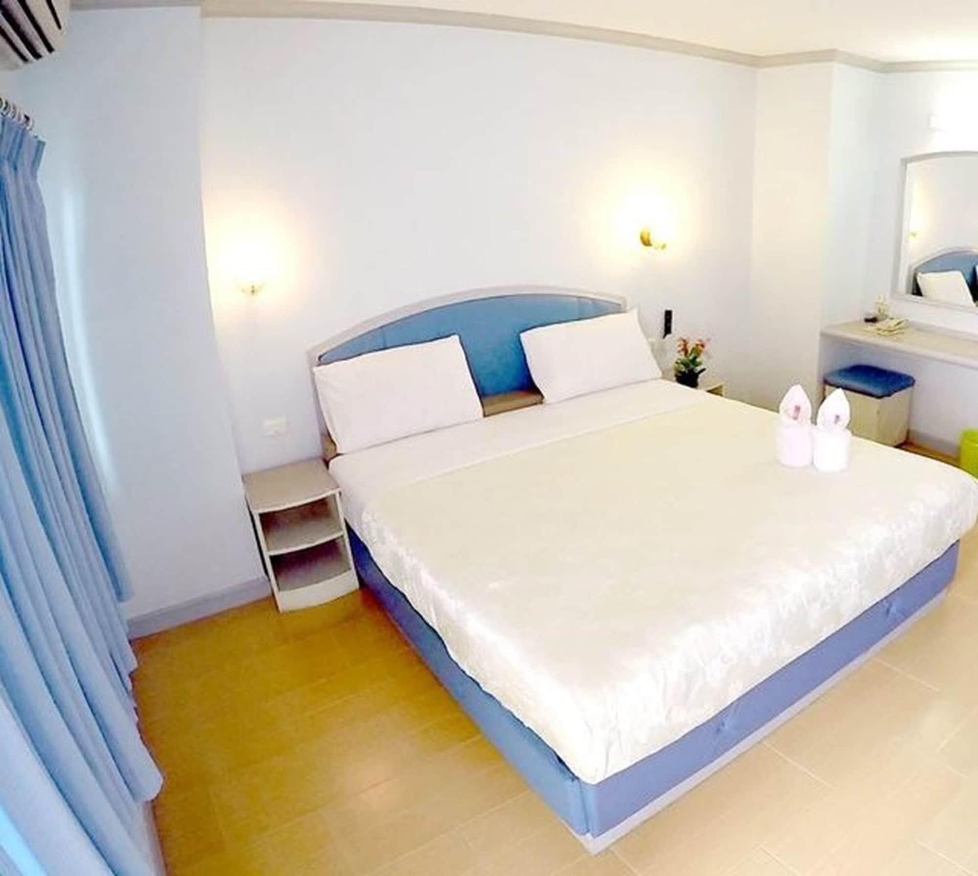 P.A. Place Hotel Nakhon Sawan Eksteriør bilde