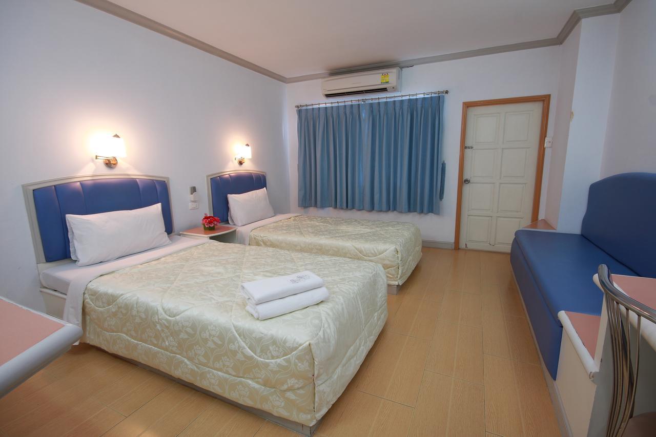 P.A. Place Hotel Nakhon Sawan Eksteriør bilde